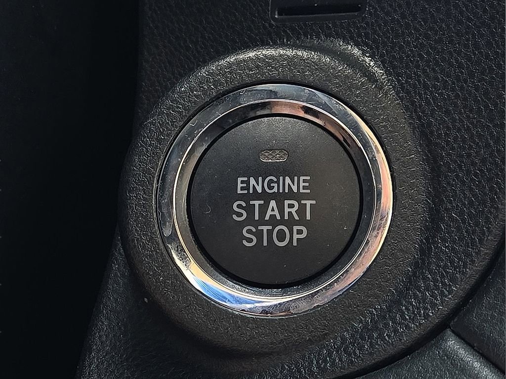 Certified 2021 Subaru Legacy Limited image 17