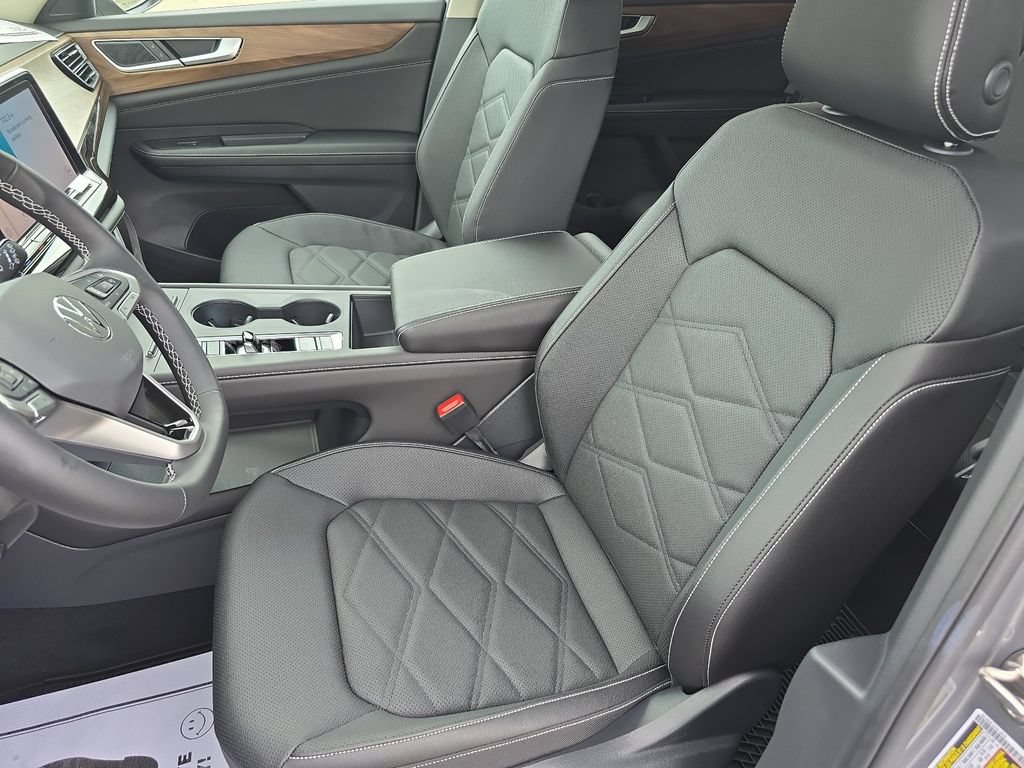 New 2026 Volkswagen Atlas SE FWD image 12