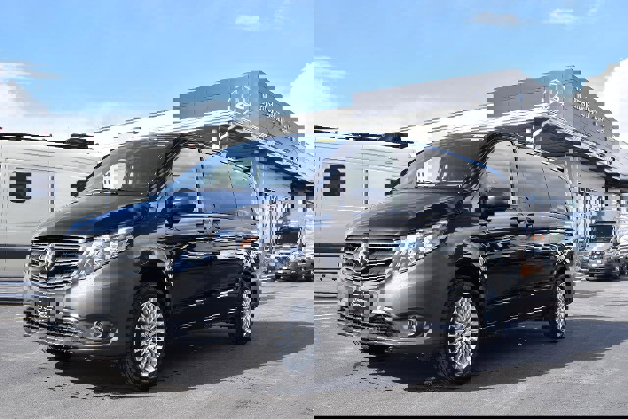 New 2023 Mercedes-Benz Metris Passenger