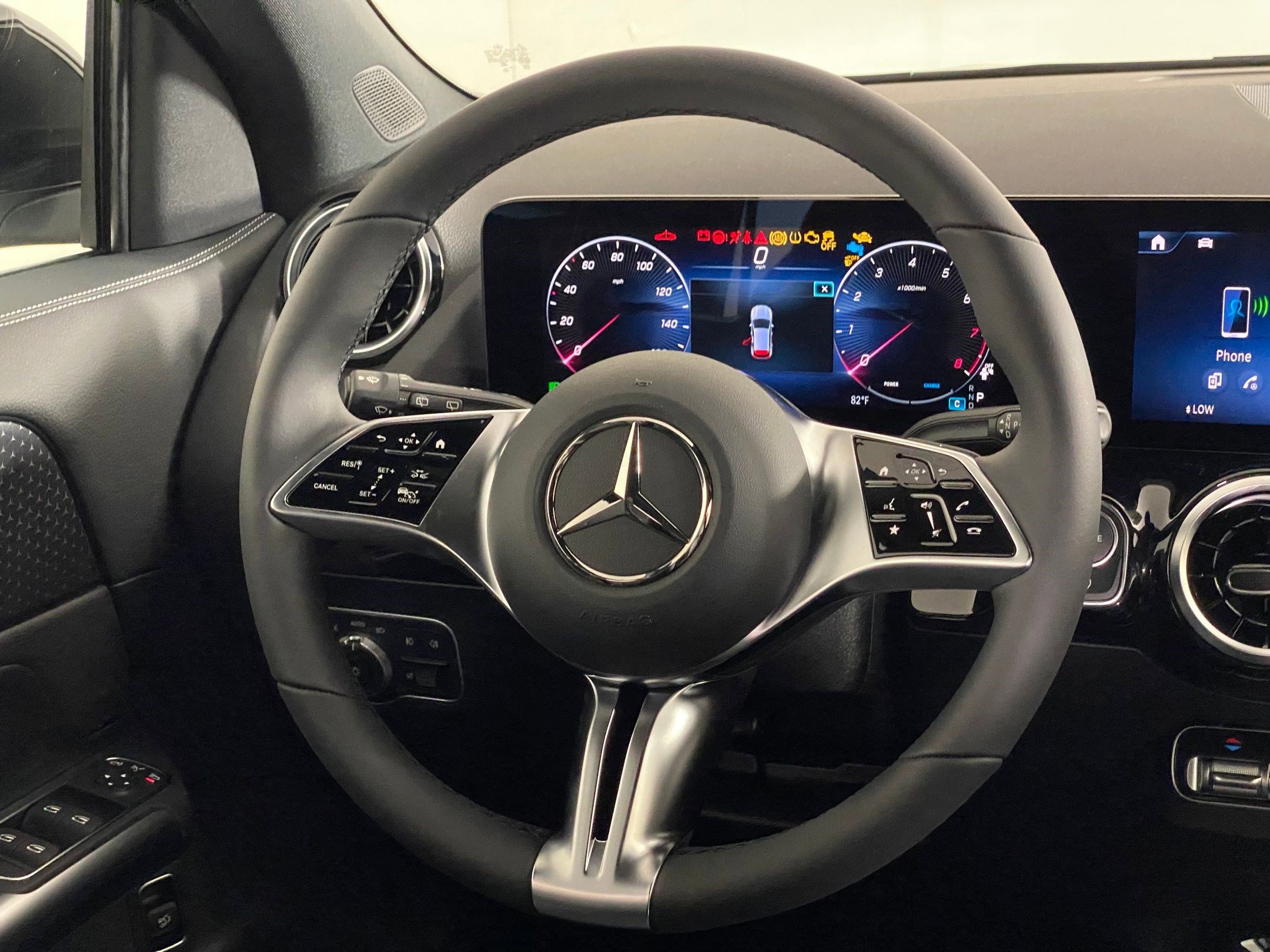 Used 2026 Mercedes-Benz GLA 250 4MATIC image 15