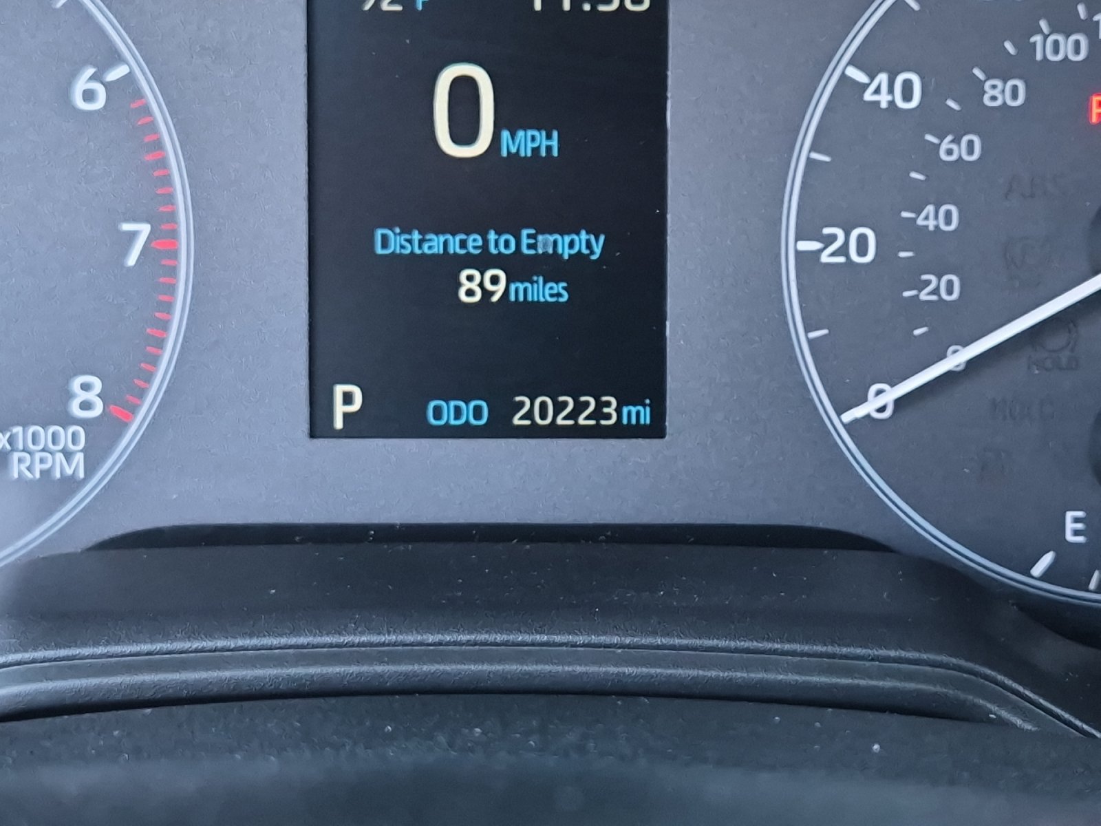 Used 2024 Toyota Corolla Cross AWD Hybrid image 25