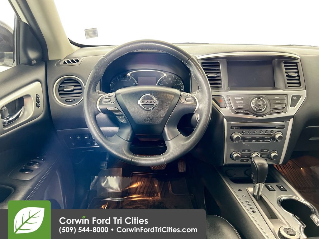 Used 2017 Nissan Pathfinder SL w/ Cargo Package AWD/4WD image 26