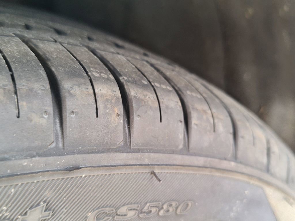 Used 2025 BMW 330i Sedan image 16