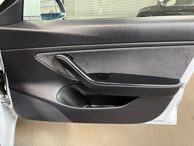 Used 2019 Tesla Model 3 Long Range RWD image 11