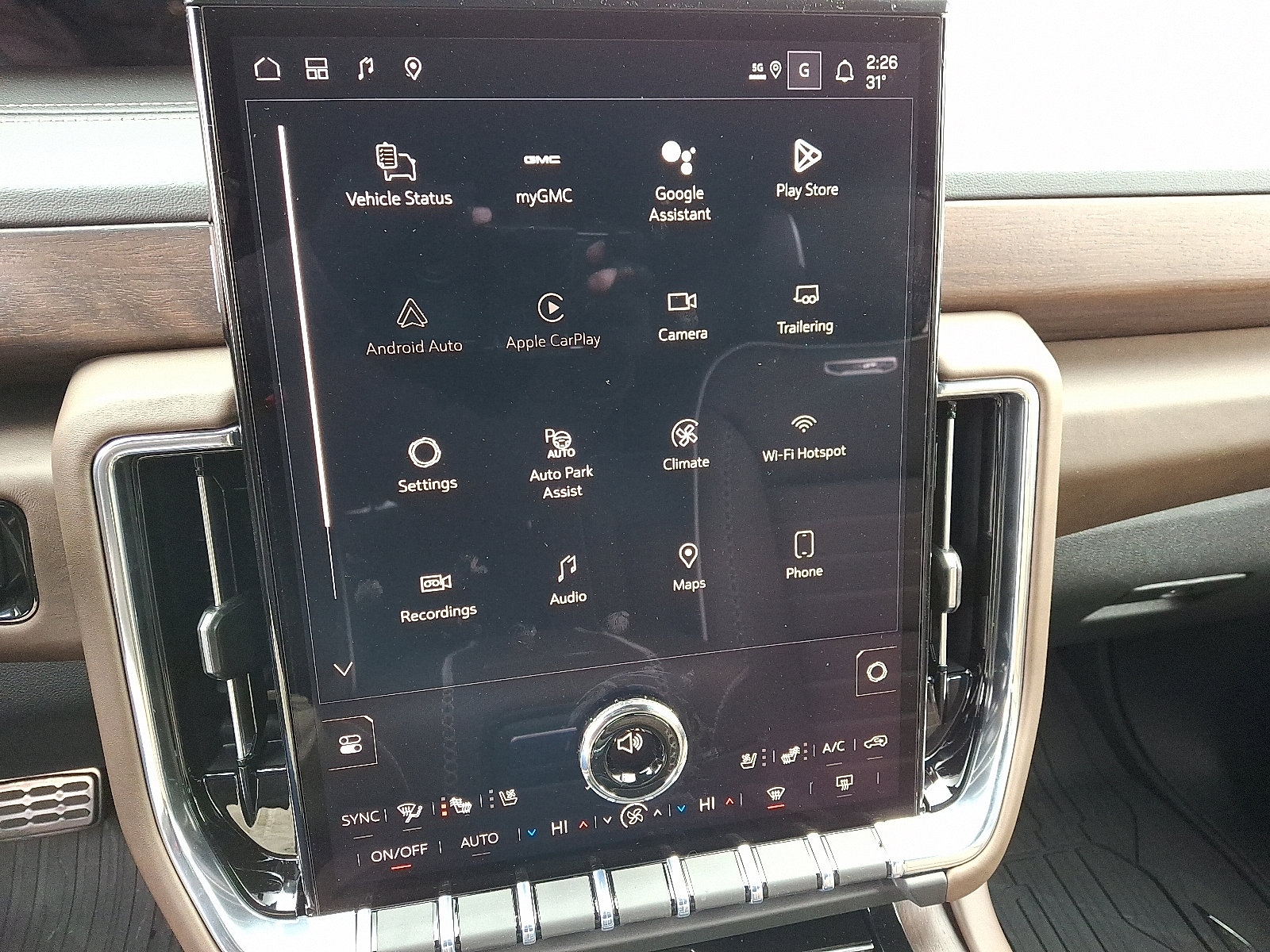 New 2026 GMC Yukon Denali Ultimate w/ LPO, Floor Liner Package image 9