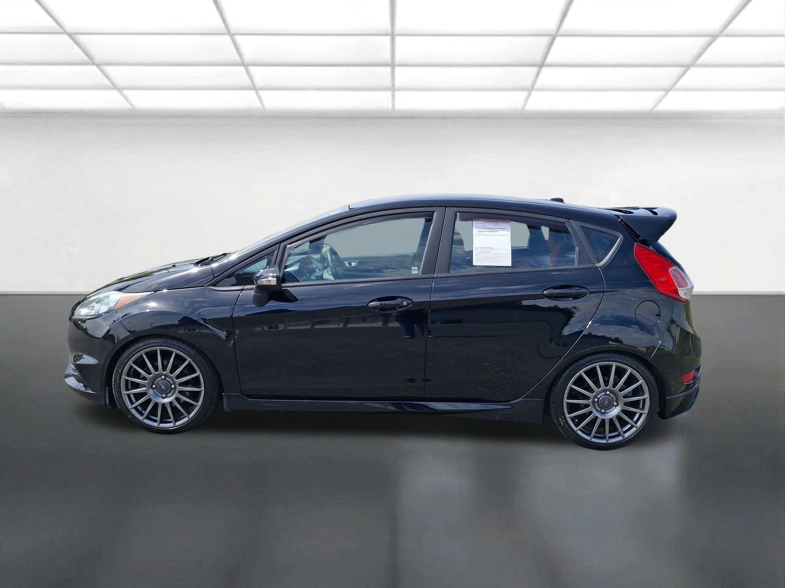 Used 2016 Ford Fiesta ST w/ ST Recaro Package FWD image 6