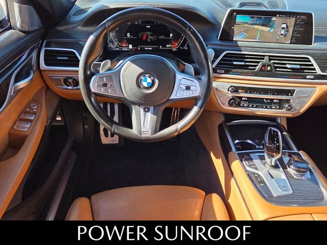 Used 2021 BMW 750i xDrive w/ Executive Package image 8