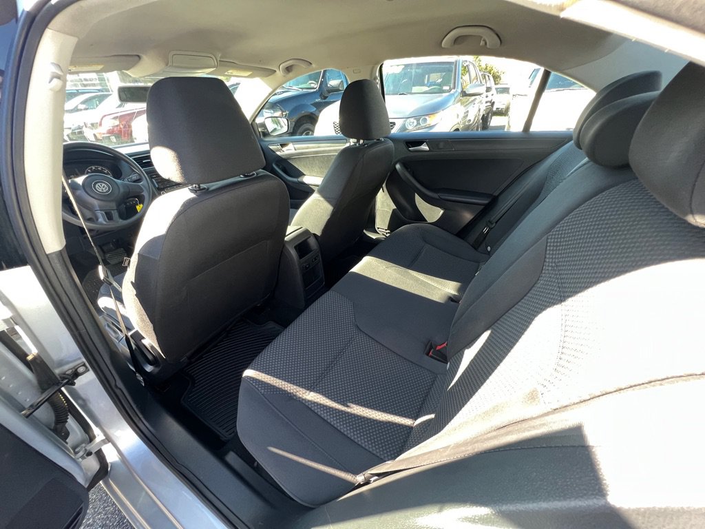 Used 2014 Volkswagen Jetta S FWD image 10