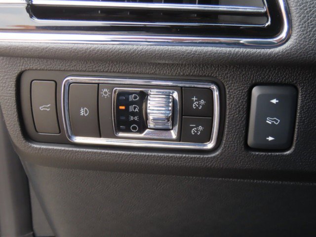 Certified 2024 Lincoln Navigator Premiere AWD/4WD image 26