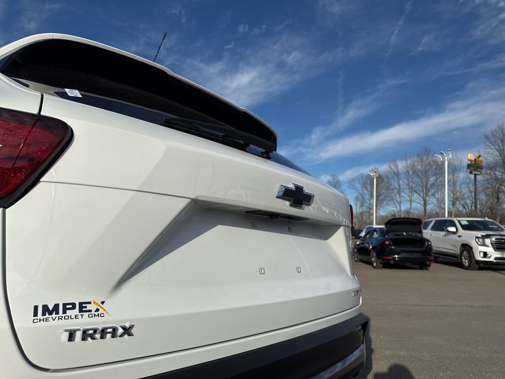 New 2026 Chevrolet Trax ACTIV w/ Sunroof Package image 30
