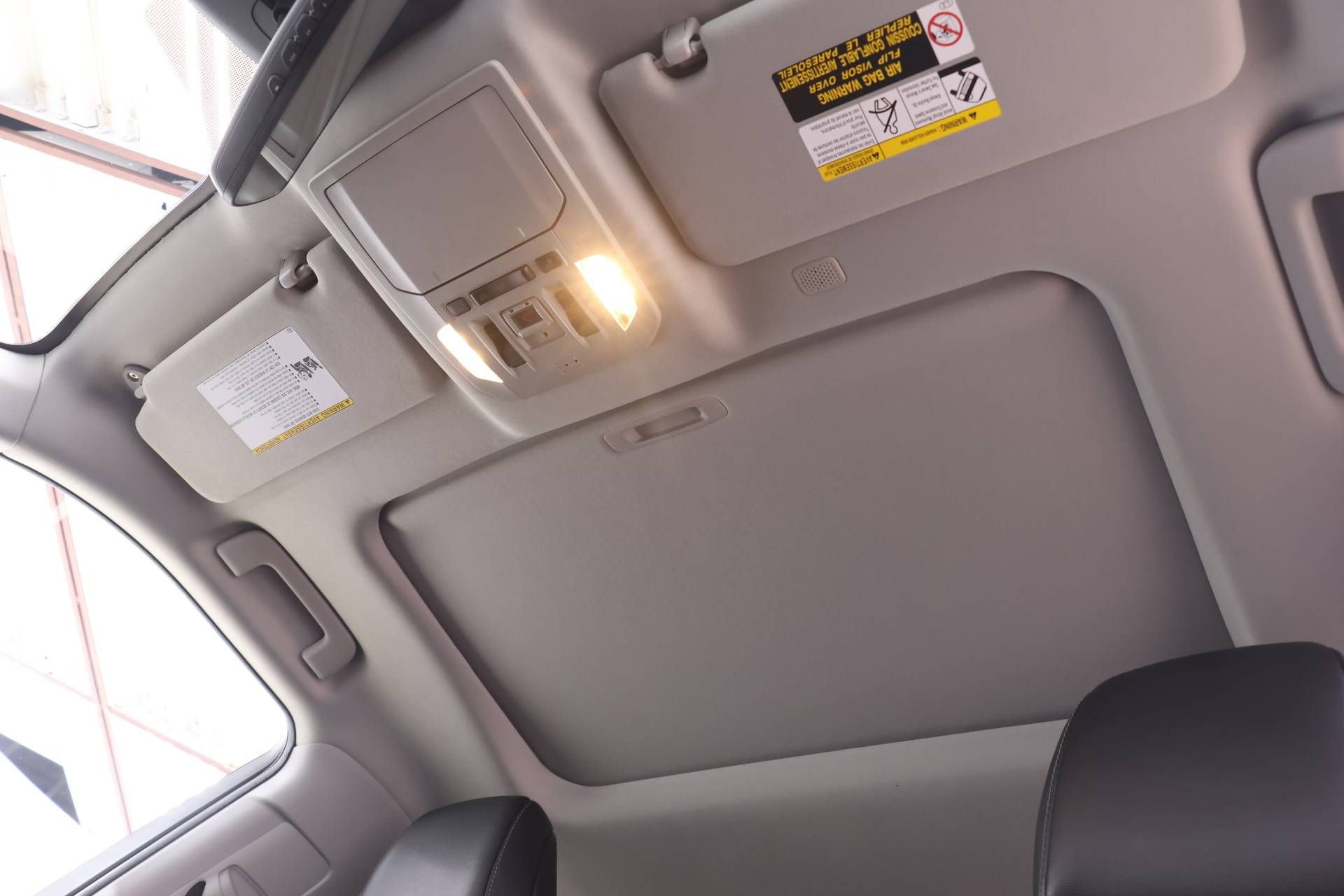 Used 2021 Toyota Highlander Limited image 15