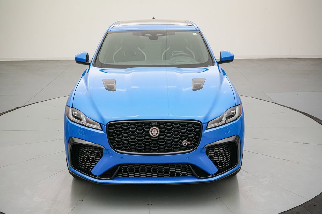 Used 2023 Jaguar F-PACE SVR AWD/4WD image 10