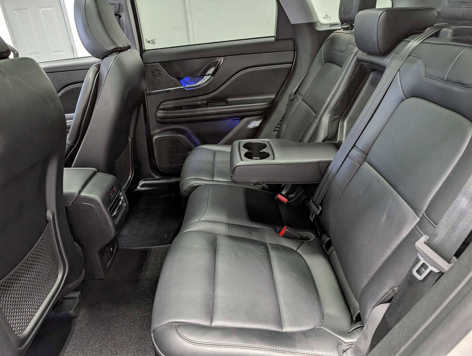 Used 2022 Lincoln Corsair AWD w/ Premium Package image 23