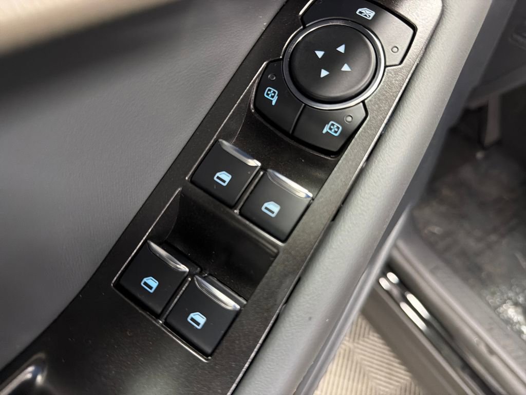 New 2026 Ford Explorer Active RWD image 16