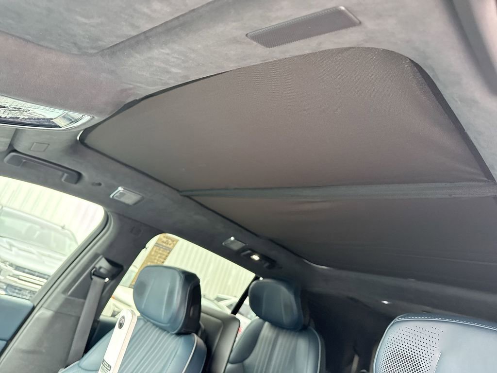 Used 2025 Cadillac Escalade IQ Luxury 2 image 20