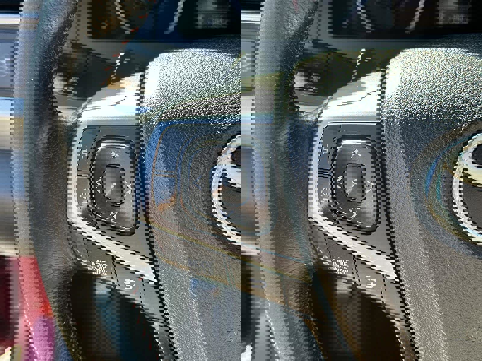 Used 2015 Toyota Camry SE image 22