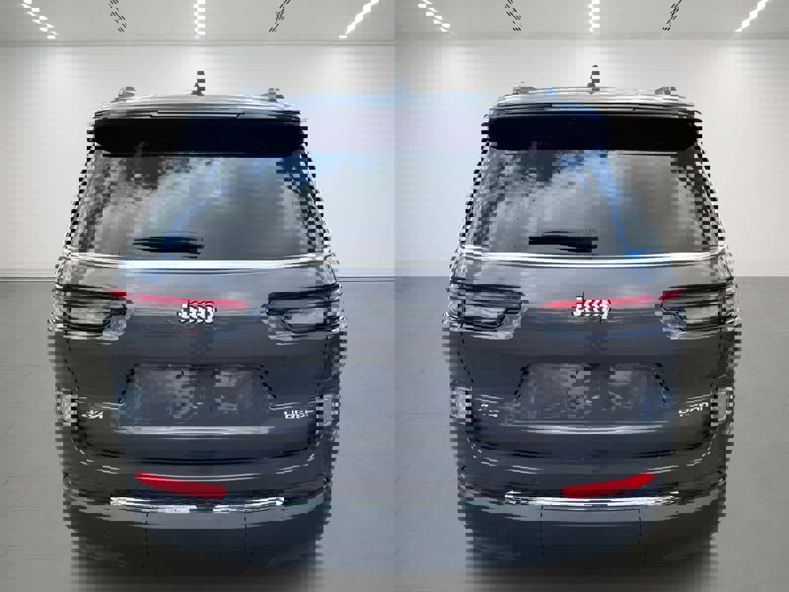 Used 2025 Jeep Grand Cherokee L Laredo w/ Luxury Tech Group I AWD/4WD image 5