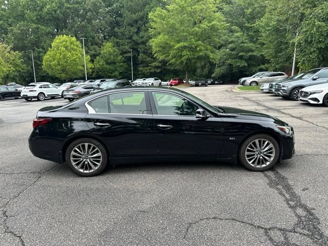 Used 2018 INFINITI Q50 Luxe w/ Essential Package (3.0T Luxe) AWD/4WD image 4