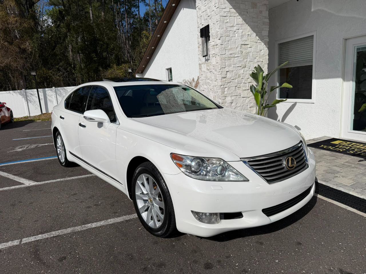 Used 2011 Lexus LS 460 AWD w/ Comfort Pkg image 21