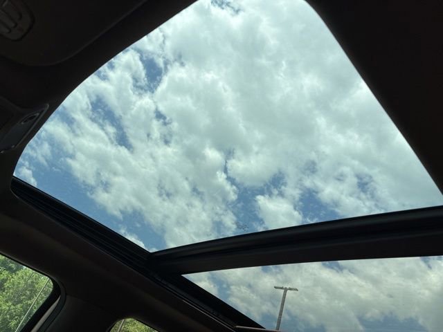 Used 2022 Ford F350 King Ranch w/ King Ranch Ultimate Package AWD/4WD image 11