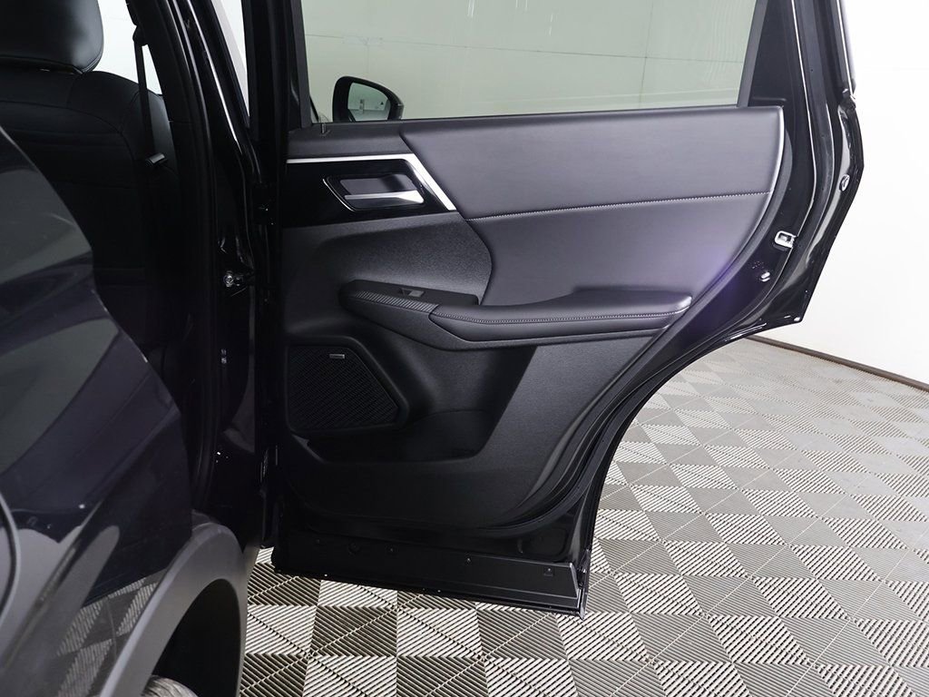 New 2026 Mitsubishi Outlander SE FWD image 25