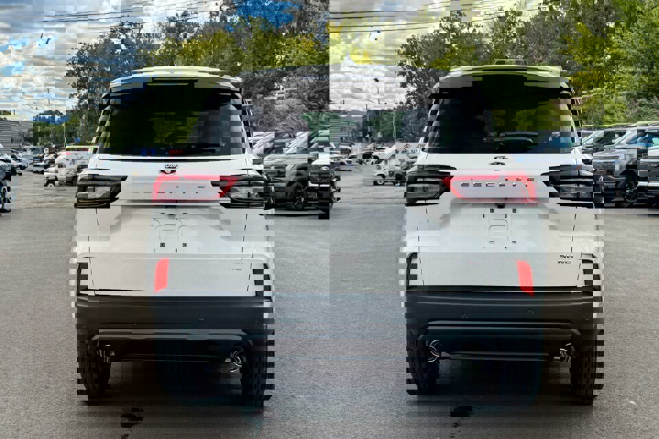 New 2025 Ford Escape ST-Line w/ Tech Pack #1 image 4