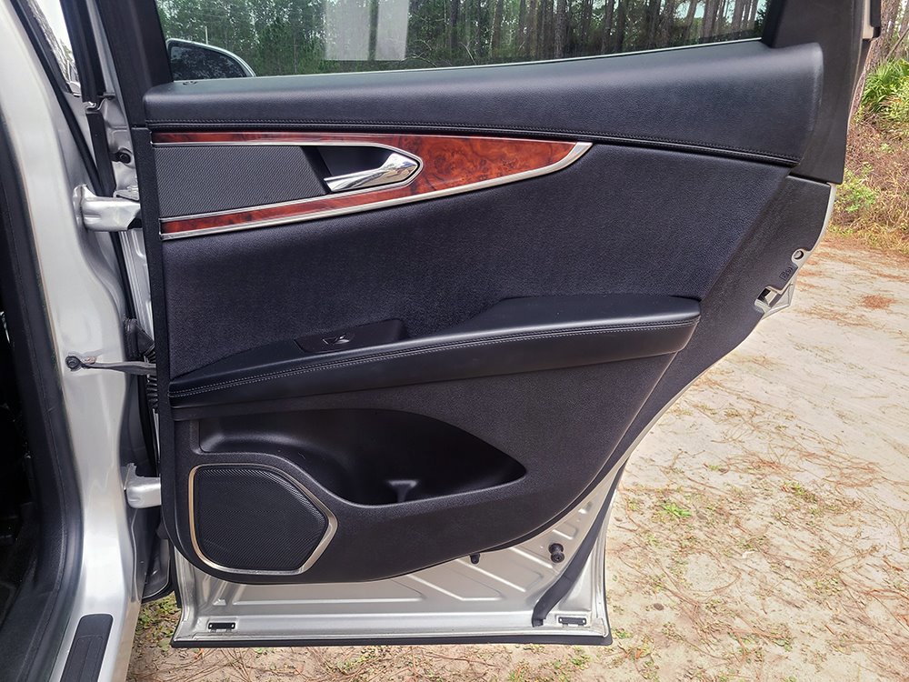 Used 2017 Lincoln MKX Reserve image 29