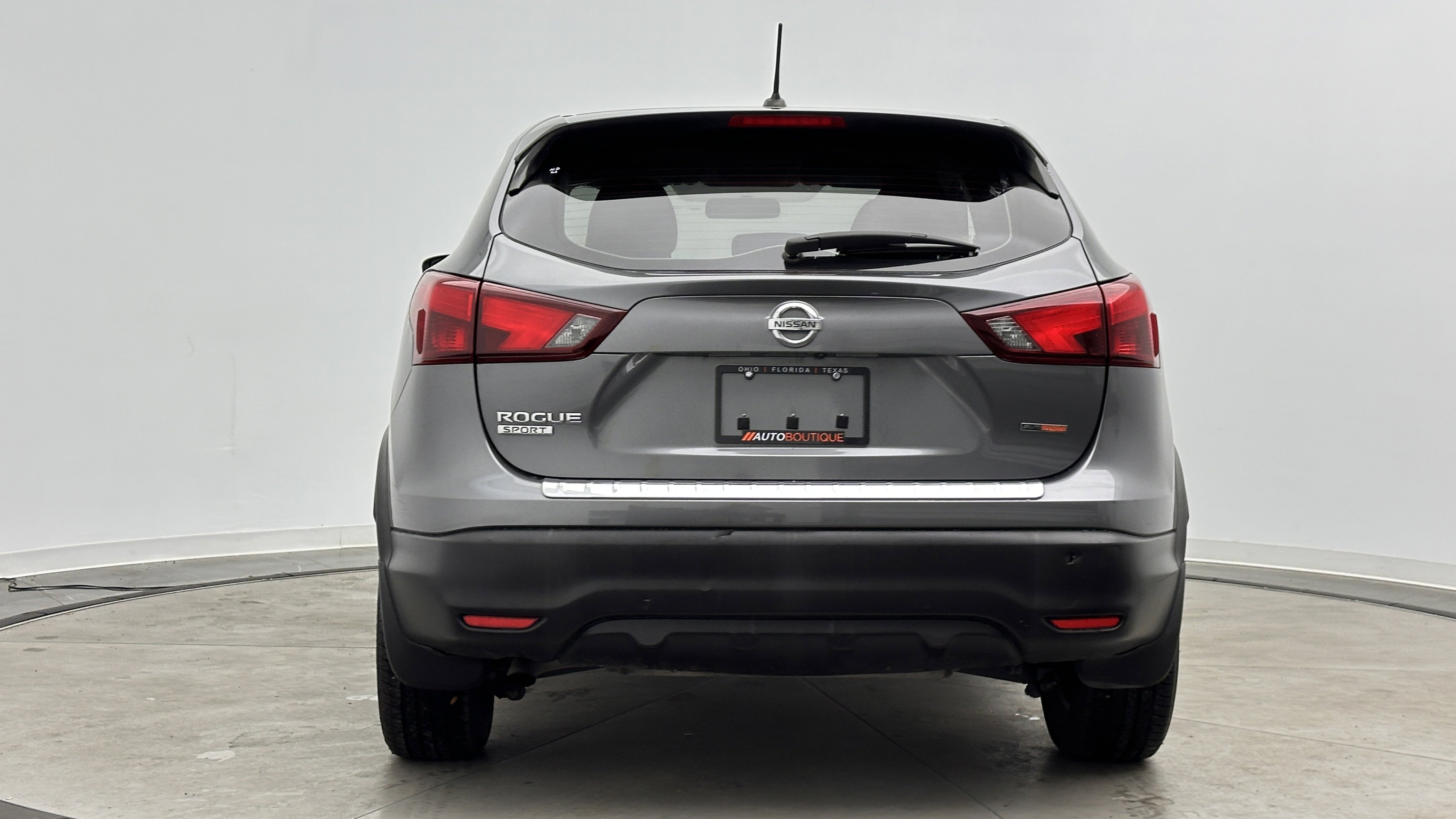 Used 2019 Nissan Rogue Sport S FWD image 6