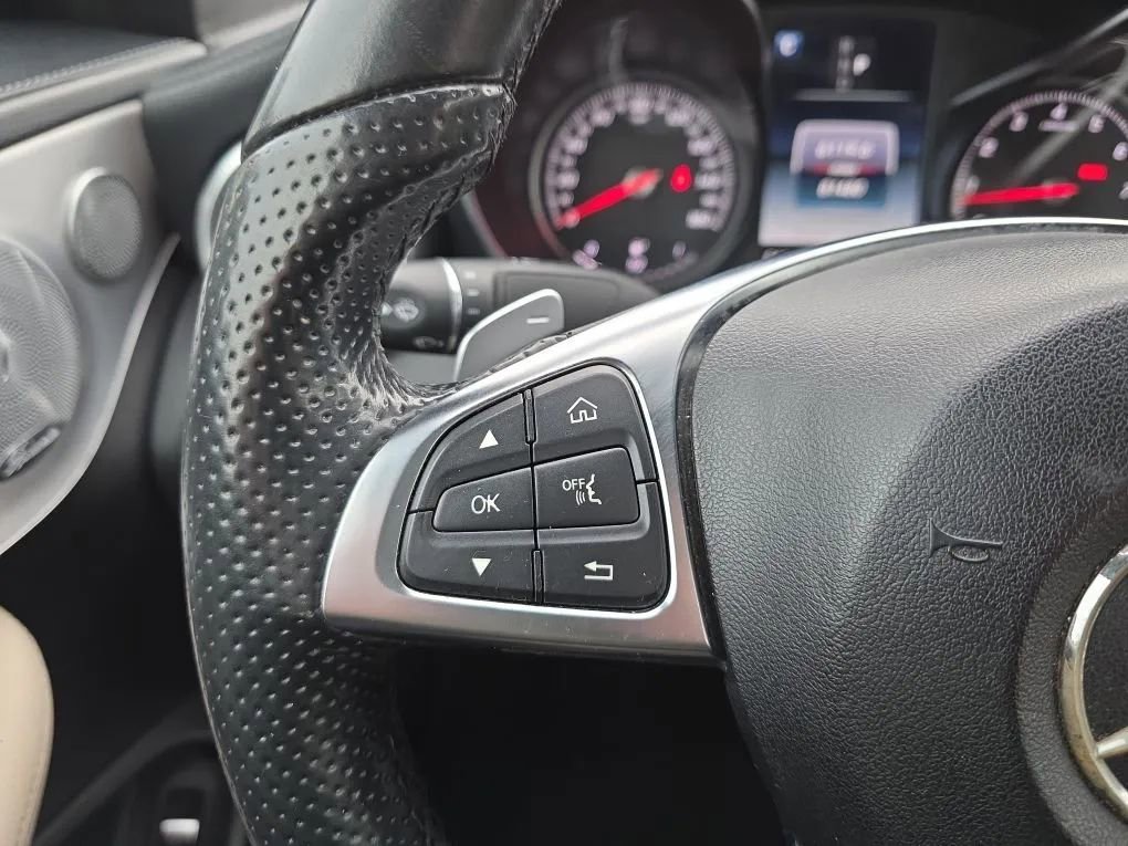 Used 2017 Mercedes-Benz C 300 4MATIC Cabriolet image 16