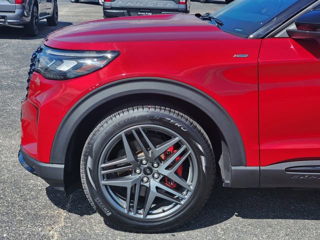 Used 2025 Ford Explorer ST-Line w/ Premium Package RWD image 8