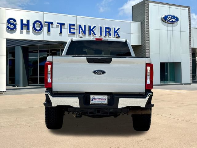 Used 2023 Ford F250 XLT w/ FX4 Off-Road Package AWD/4WD image 8