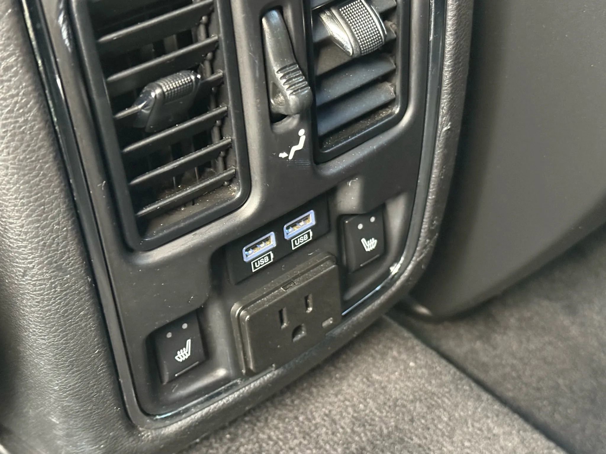 Used 2014 Jeep Grand Cherokee Limited AWD/4WD image 26