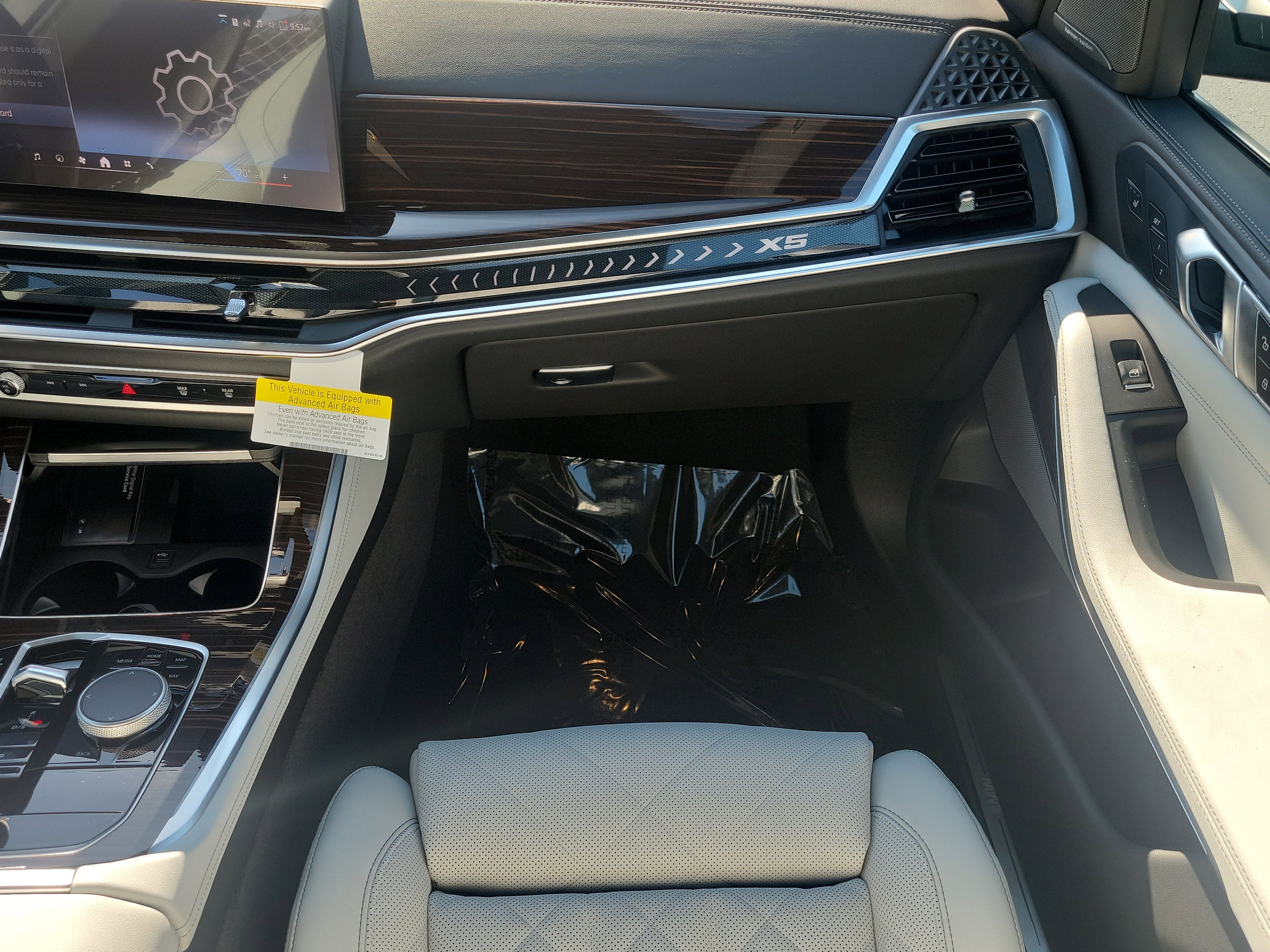 New 2026 BMW X5 xDrive40i w/ Climate Comfort Package image 15