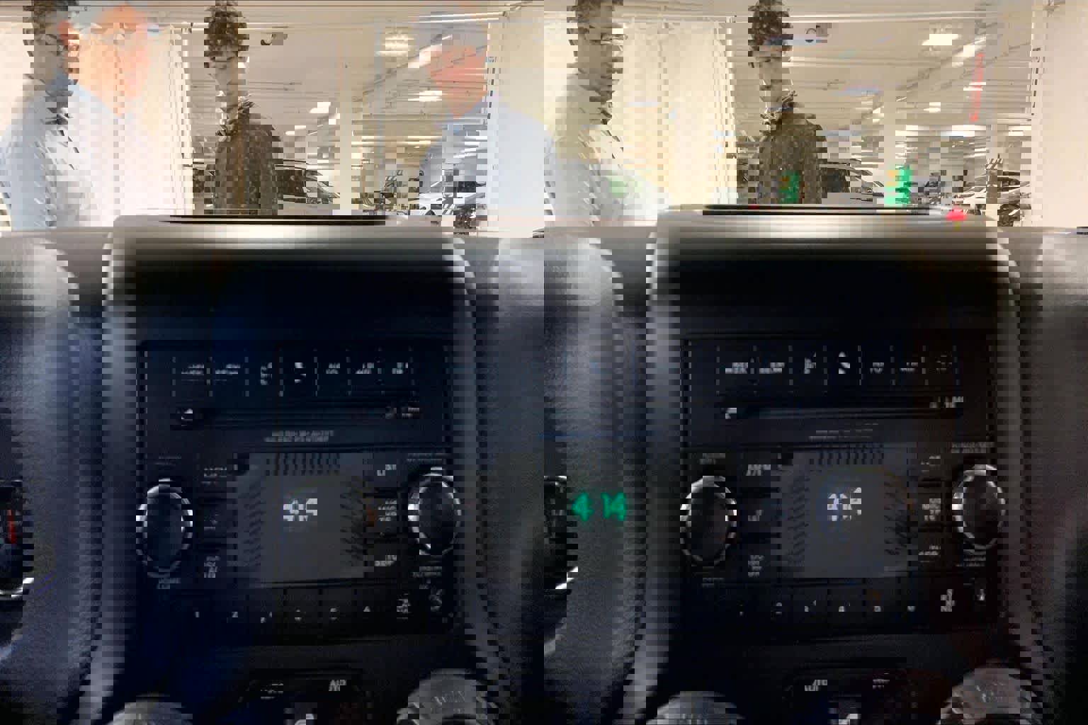 Used 2015 Jeep Wrangler Unlimited Sport w/ Quick Order Package 24S image 35