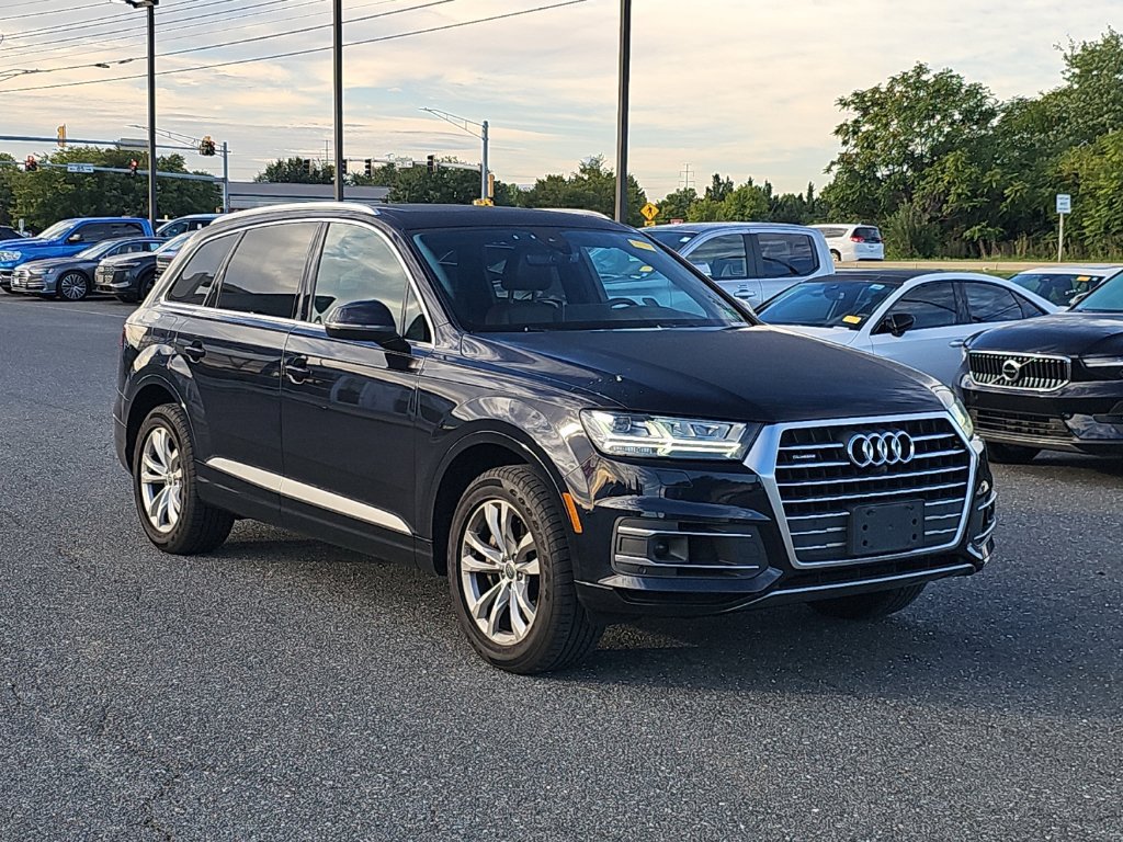 Used 2017 Audi Q7 3.0T Premium Plus w/ Premium Plus Package