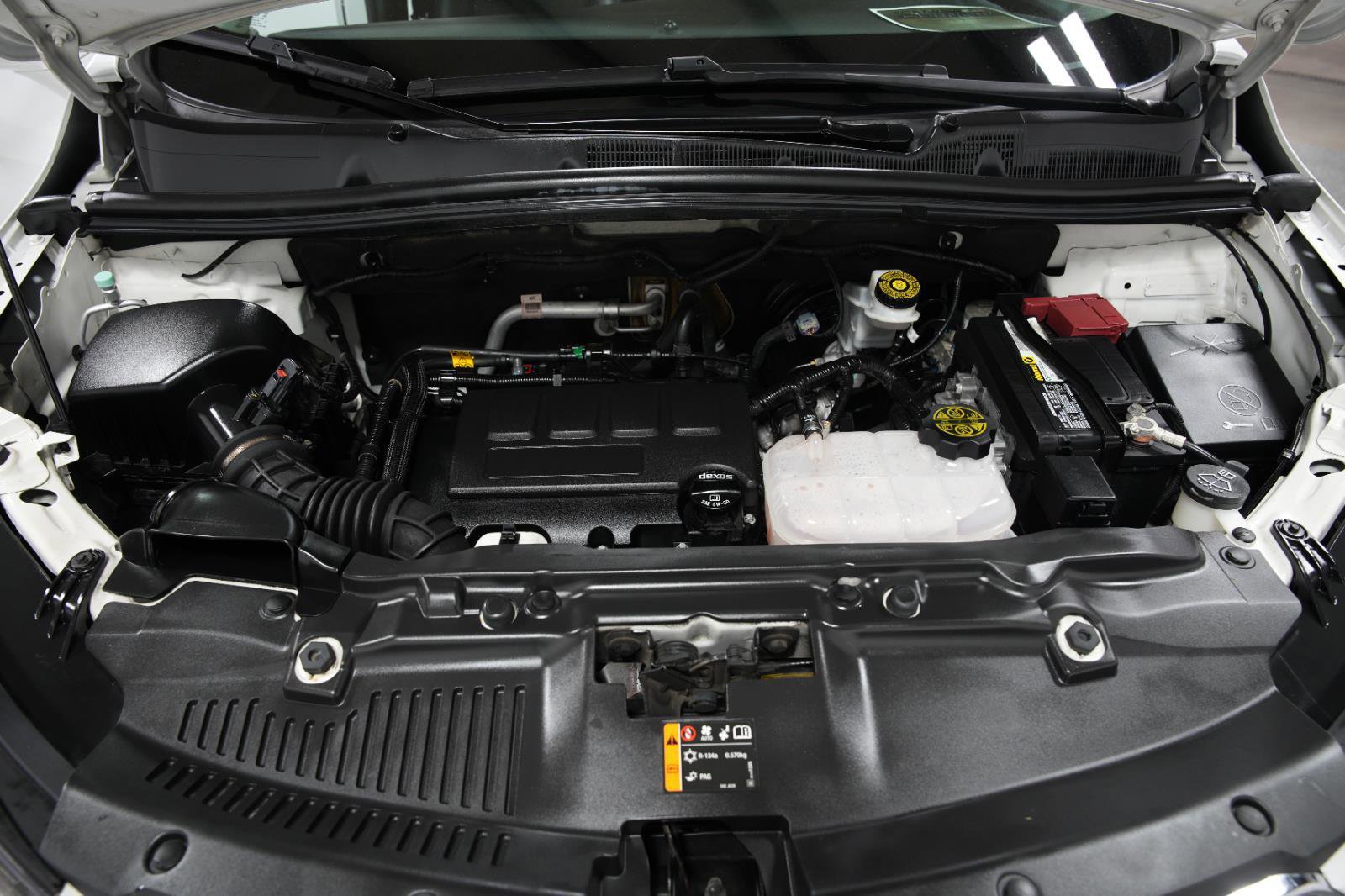 Used 2020 Buick Encore Preferred image 38