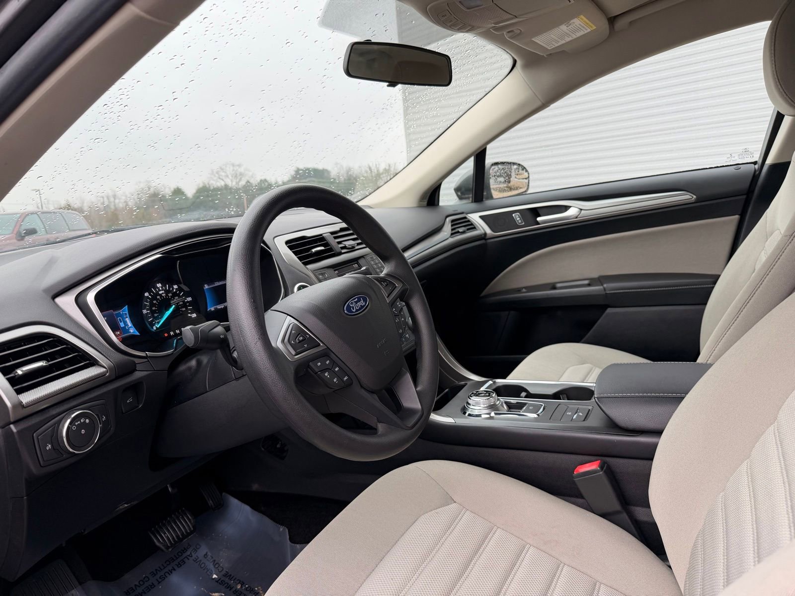 Used 2018 Ford Fusion S FWD image 12