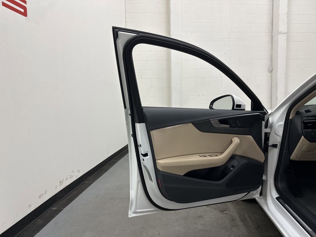 Used 2019 Audi A4 2.0T Premium FWD image 33