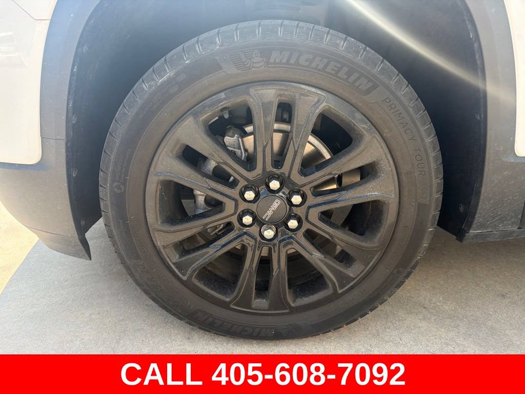 Used 2023 GMC Acadia SLT w/ Elevation Edition FWD image 9