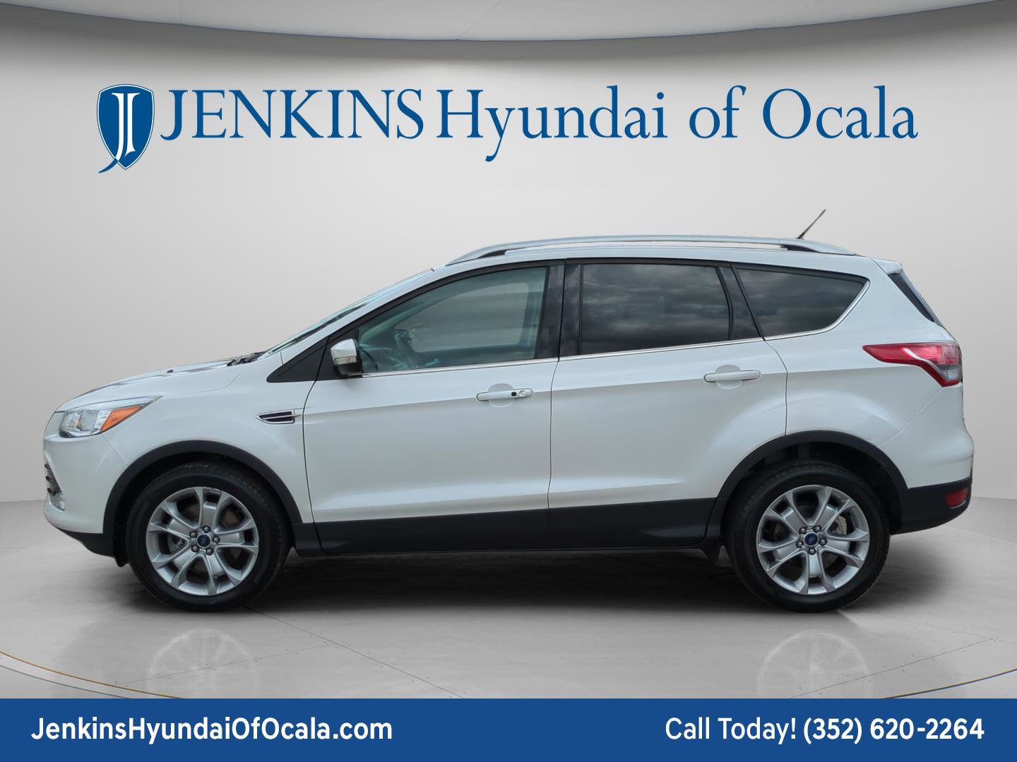Used 2016 Ford Escape Titanium FWD image 6
