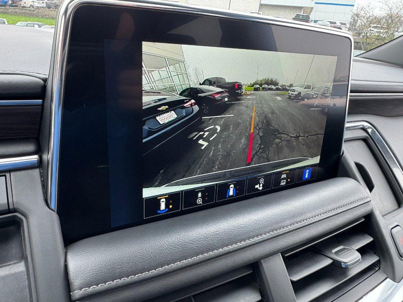 Used 2023 Chevrolet Suburban Z71 w/ Luxury Package image 26