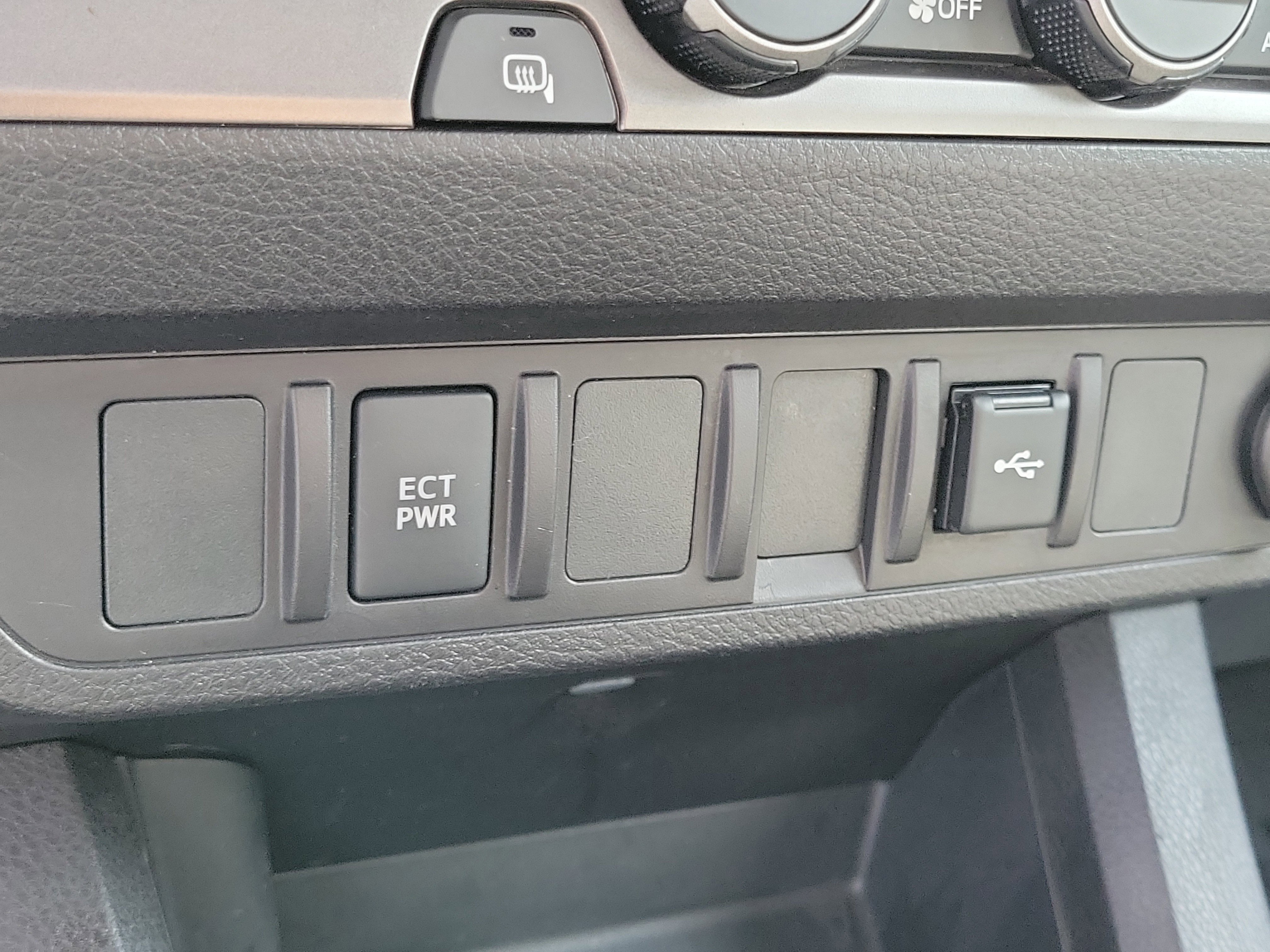 Used 2022 Toyota Tacoma SR5 image 29