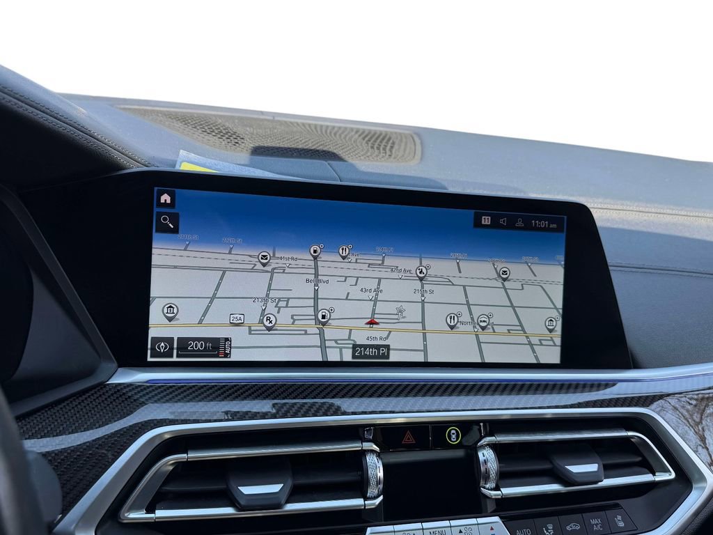 Used 2023 BMW X6 M50i AWD/4WD image 32