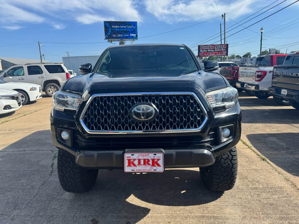Used 2018 Toyota Tacoma TRD Off-Road w/ Technology Package image 8