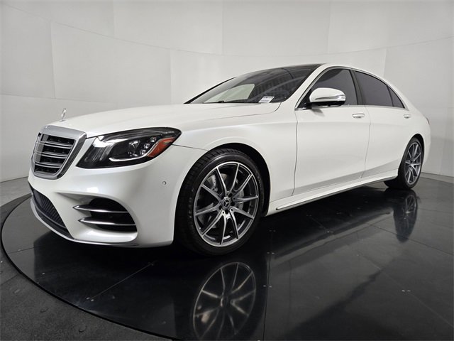 Used 2020 Mercedes-Benz S 560 Sedan image 2