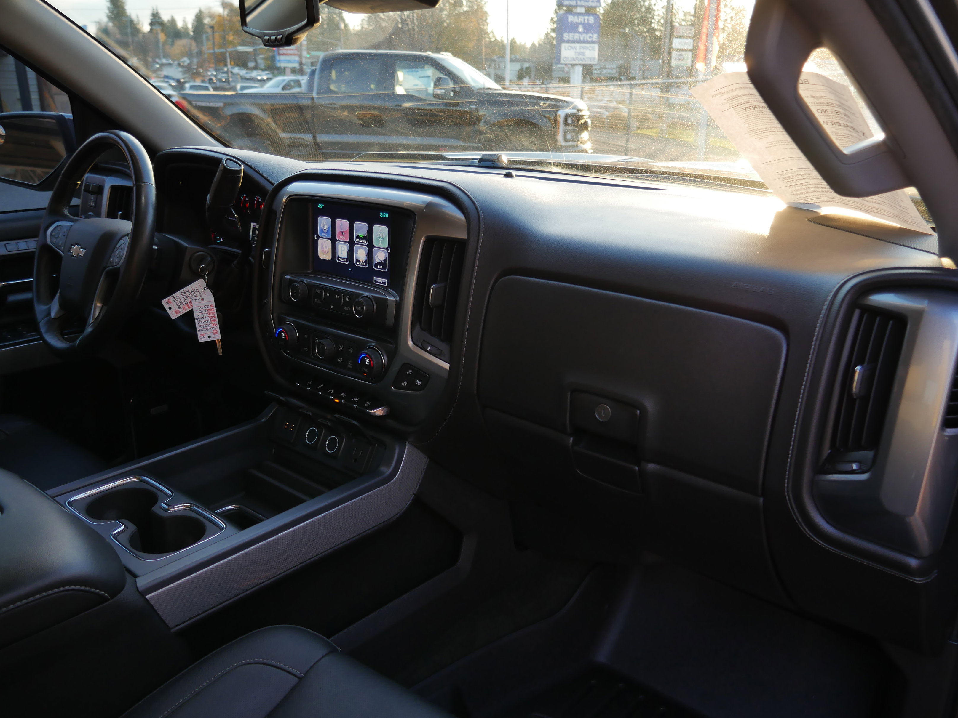 Used 2016 Chevrolet Silverado 1500 LTZ Z71 w/ LTZ Plus Package image 28