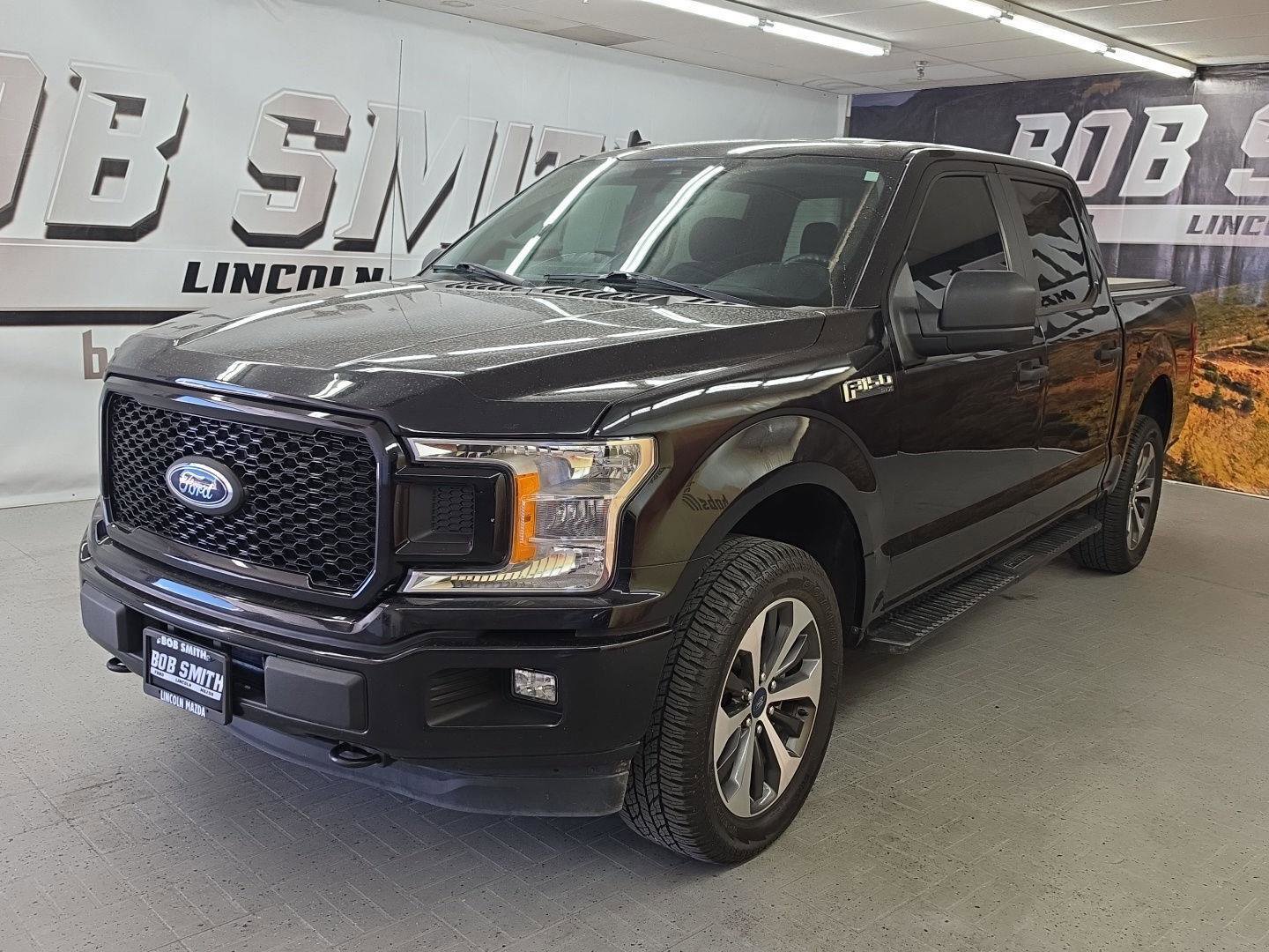 Used 2020 Ford F150 XL w/ Equipment Group 101A Mid AWD/4WD image 4