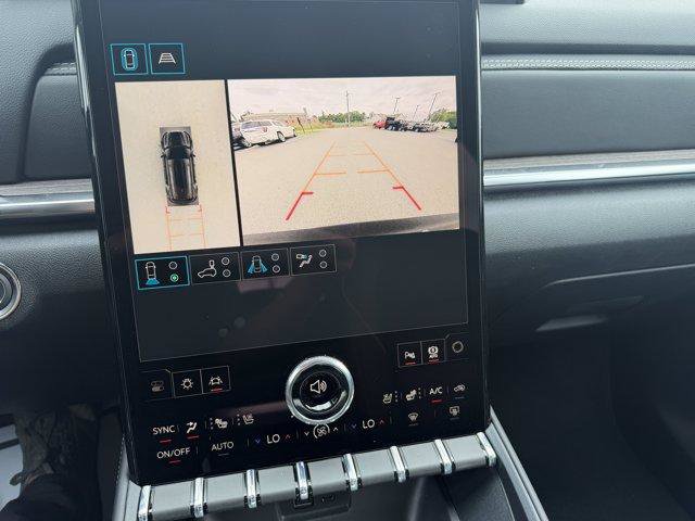 New 2027 GMC Terrain Denali w/ LPO, Floor Liner Package AWD/4WD image 4