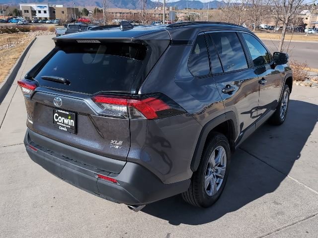 Used 2025 Toyota RAV4 XLE image 8