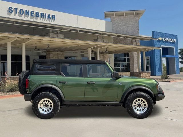 Used 2023 Ford Bronco Black Diamond w/ Sasquatch Package AWD/4WD image 4